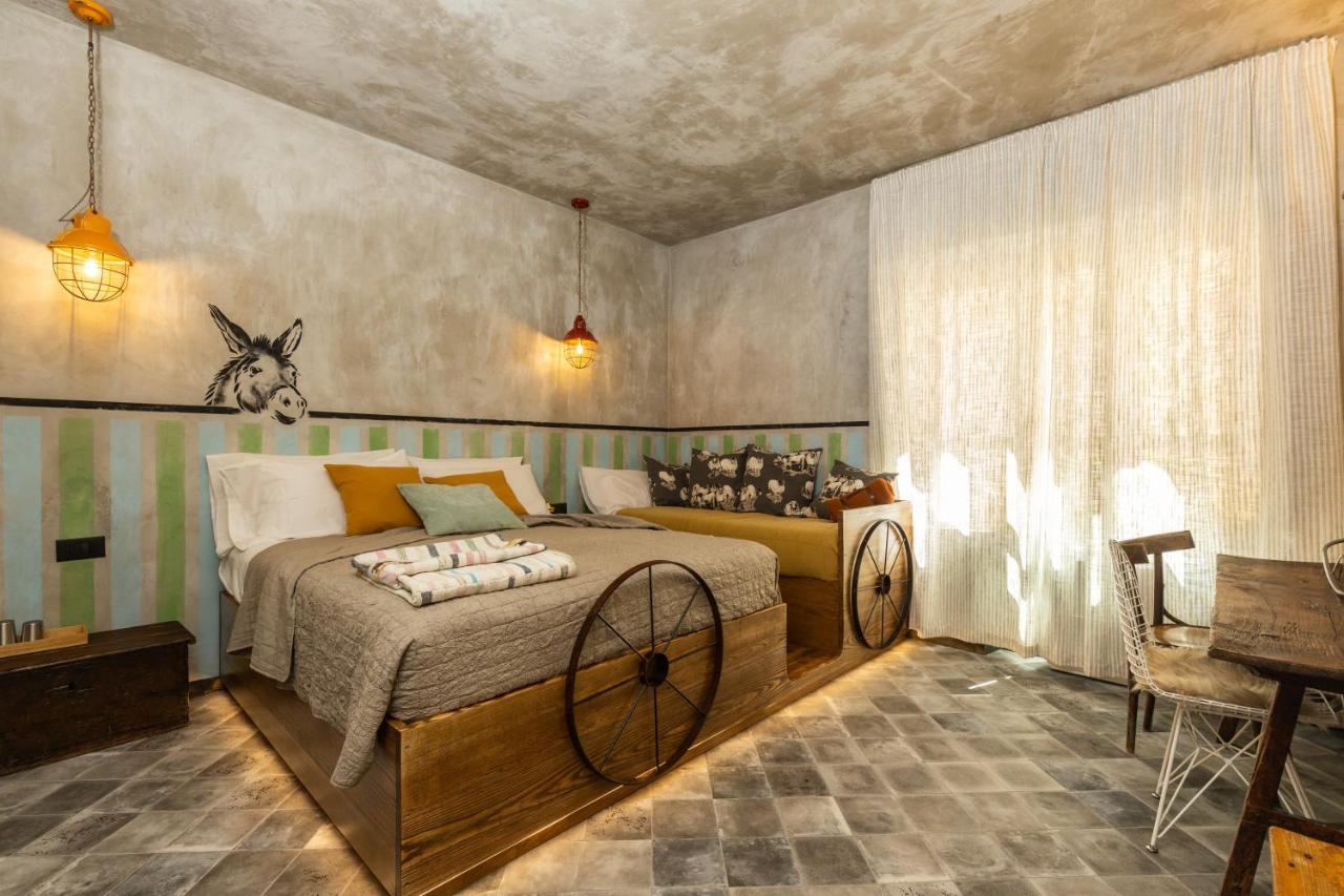 Via Roma Charming Rooms Baunei Exterior photo